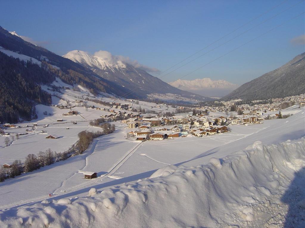 Haus Harbauer Apartment Neustift im Stubaital Bagian luar foto
