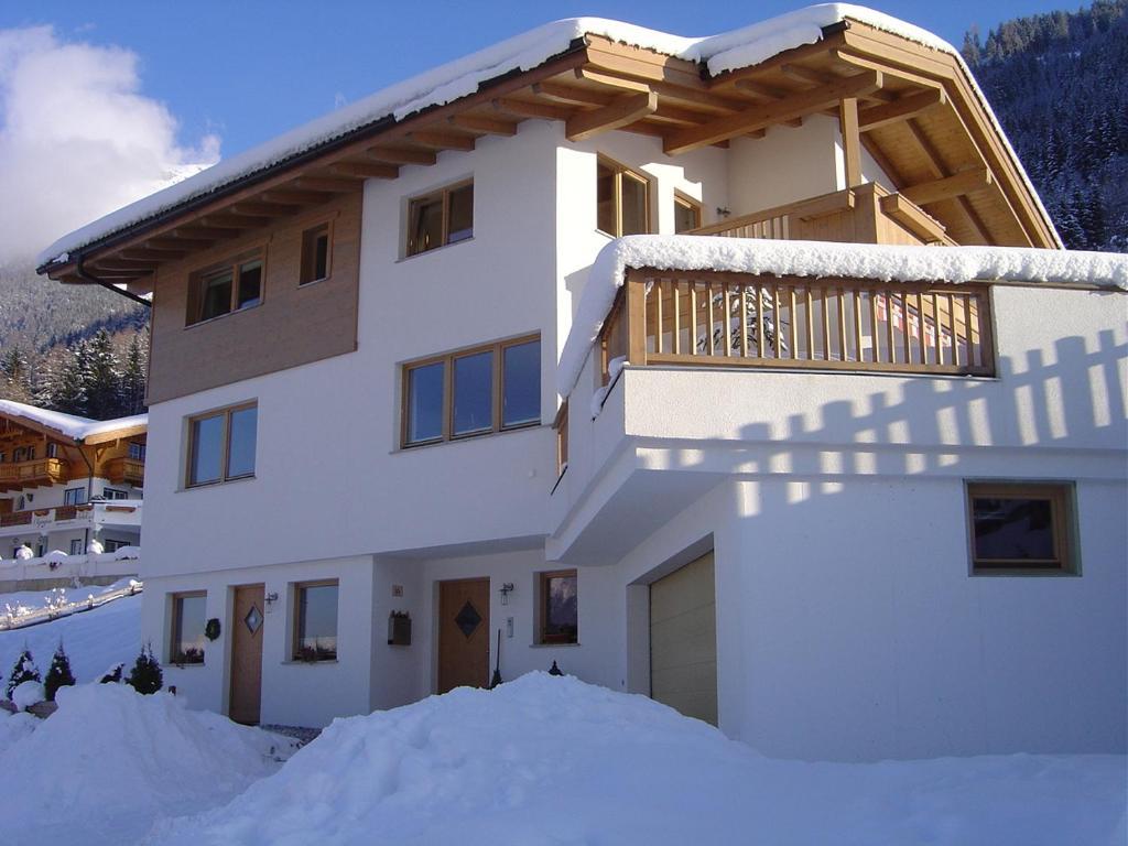 Haus Harbauer Apartment Neustift im Stubaital Bagian luar foto